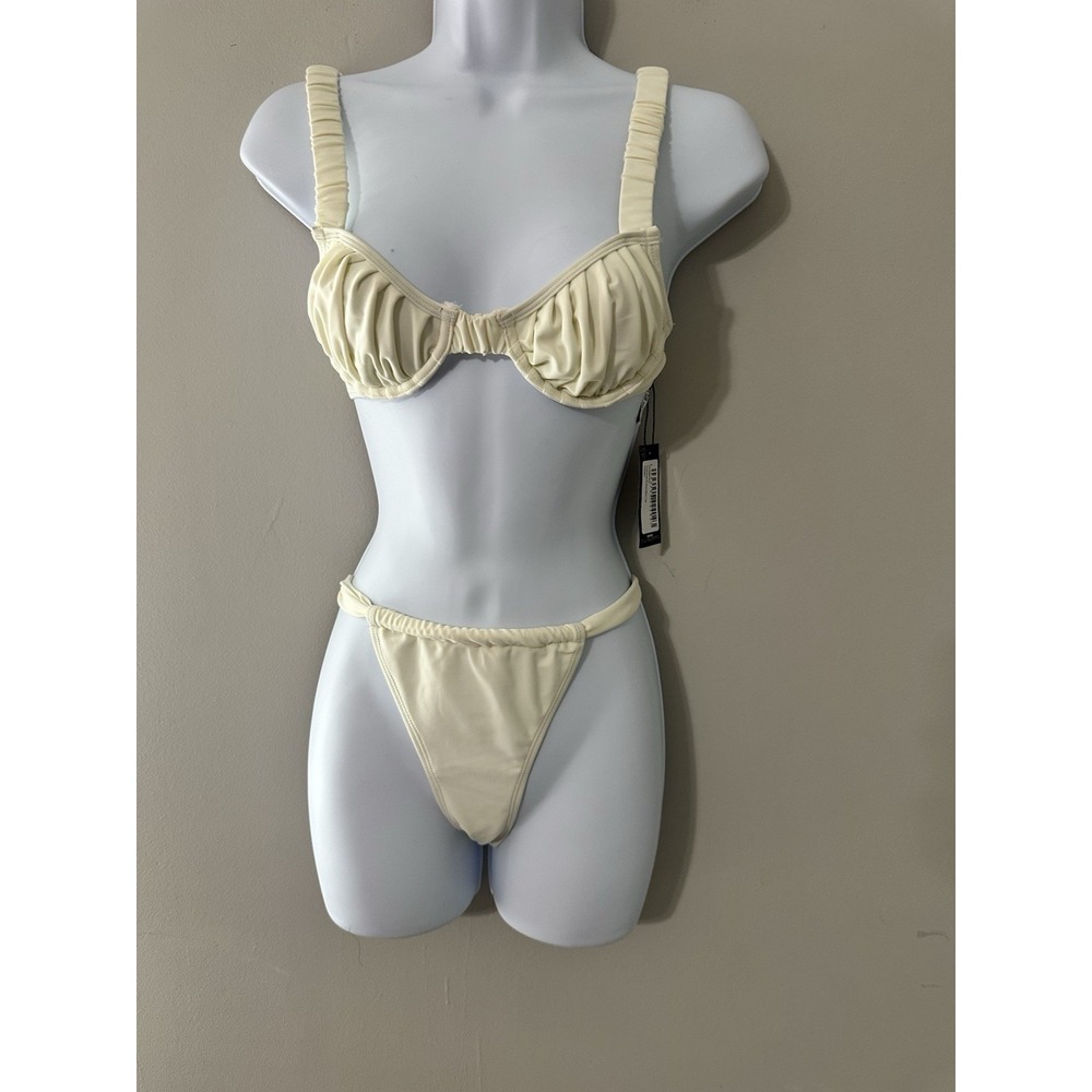 Pretty Little Thing PLT Ruched White Underwire Bikini Set‎ NWT Size 0